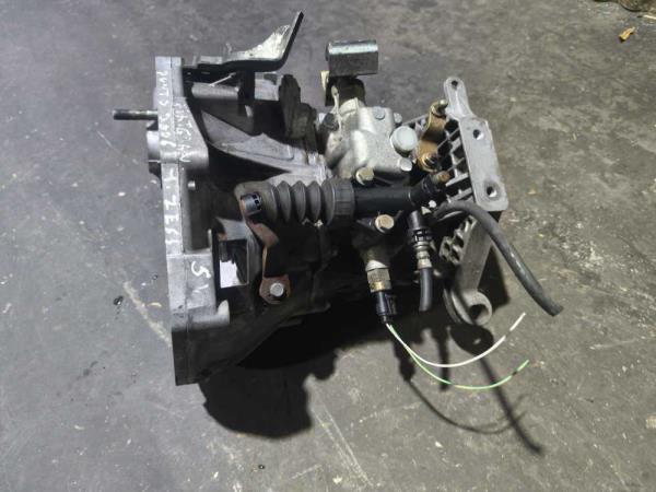 BOITE A VITESSE MANUEL FIAT 1.2 - Vue 3